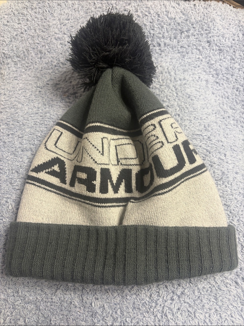 Under Armour adults Knit Pom Beanie light, dark gray and black